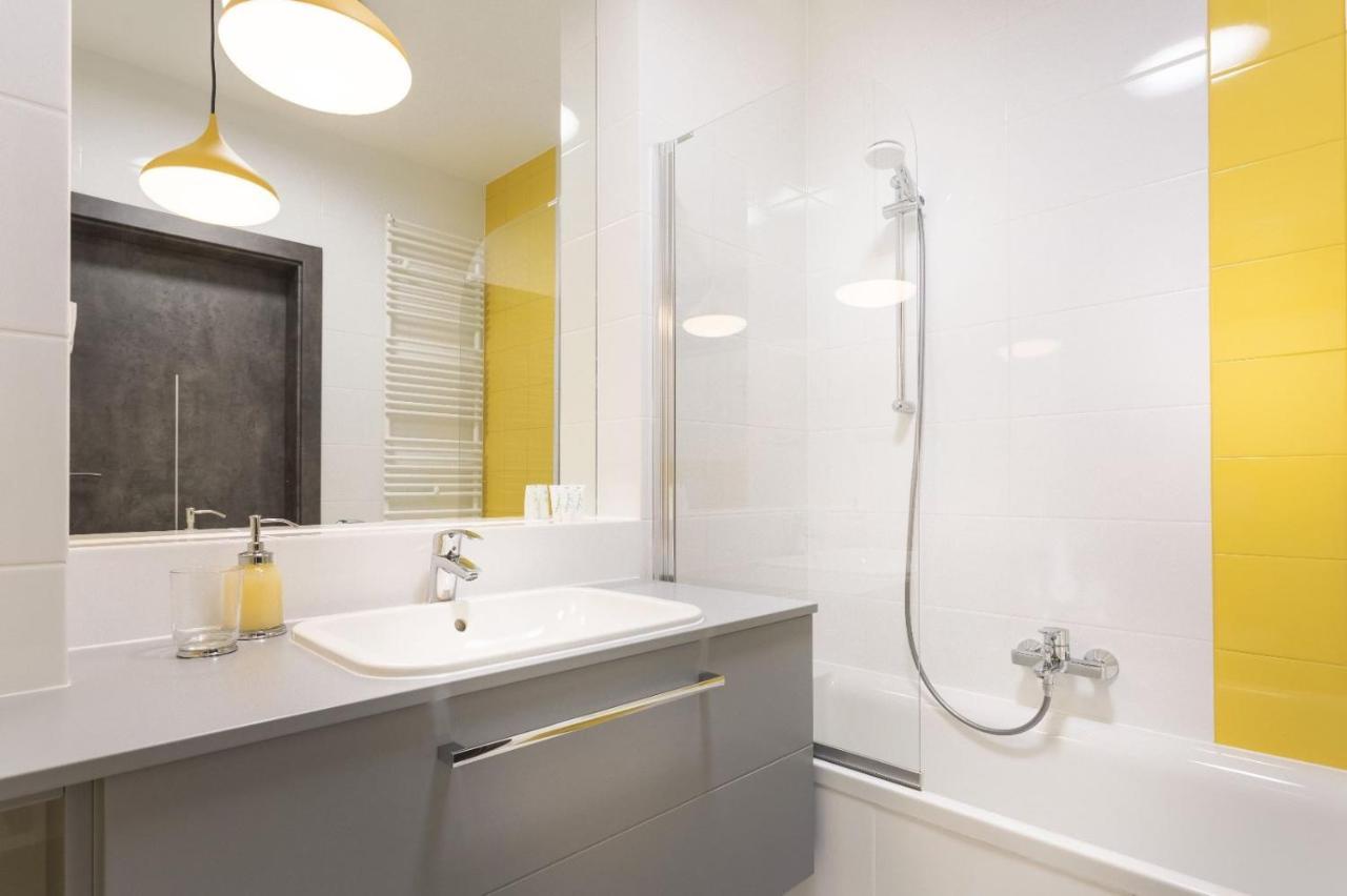 Apartamenty Gasiorowskich 4 Poznan Ngoại thất bức ảnh