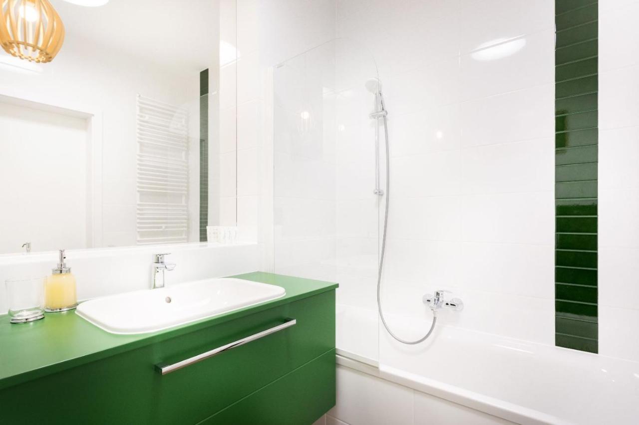 Apartamenty Gasiorowskich 4 Poznan Ngoại thất bức ảnh